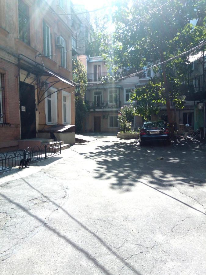 Центр Однокомнатная Просторная Квартира Улица Екатериниская Odesa Exterior photo